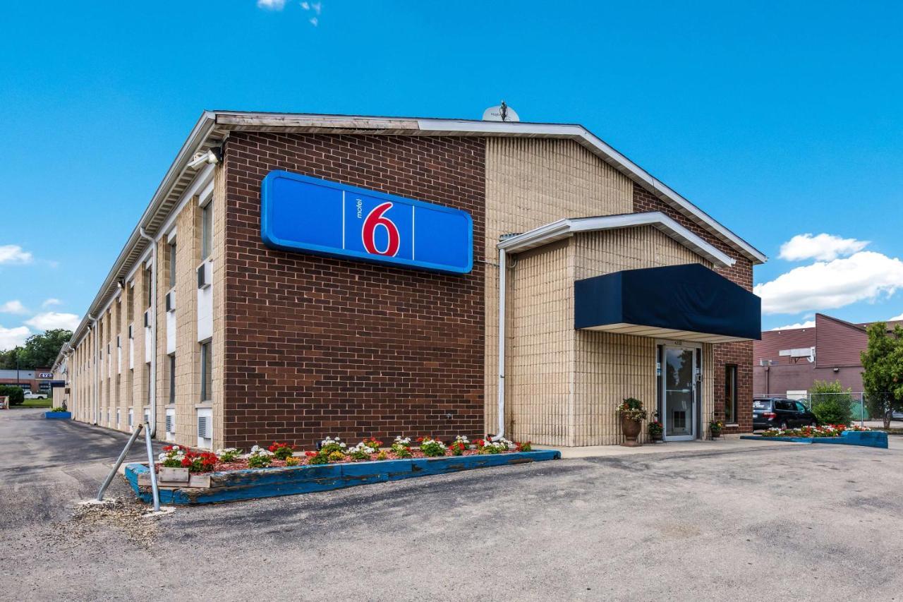 Motel 6-Madison, Wi - East エクステリア 写真
