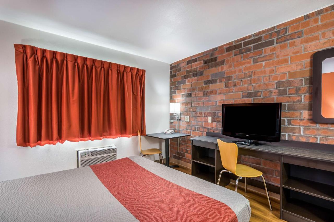 Motel 6-Madison, Wi - East エクステリア 写真