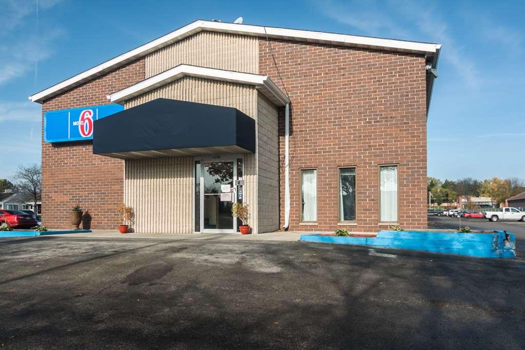 Motel 6-Madison, Wi - East エクステリア 写真