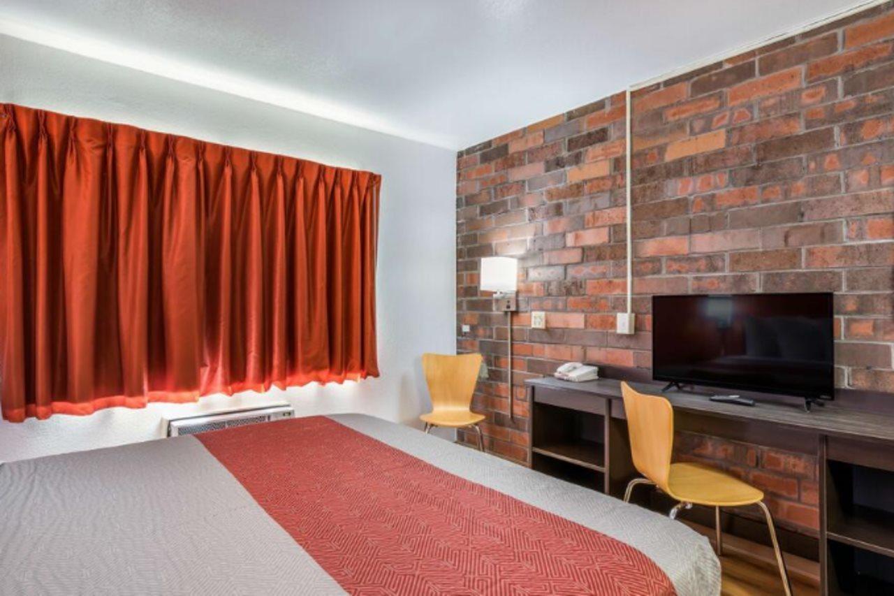 Motel 6-Madison, Wi - East エクステリア 写真