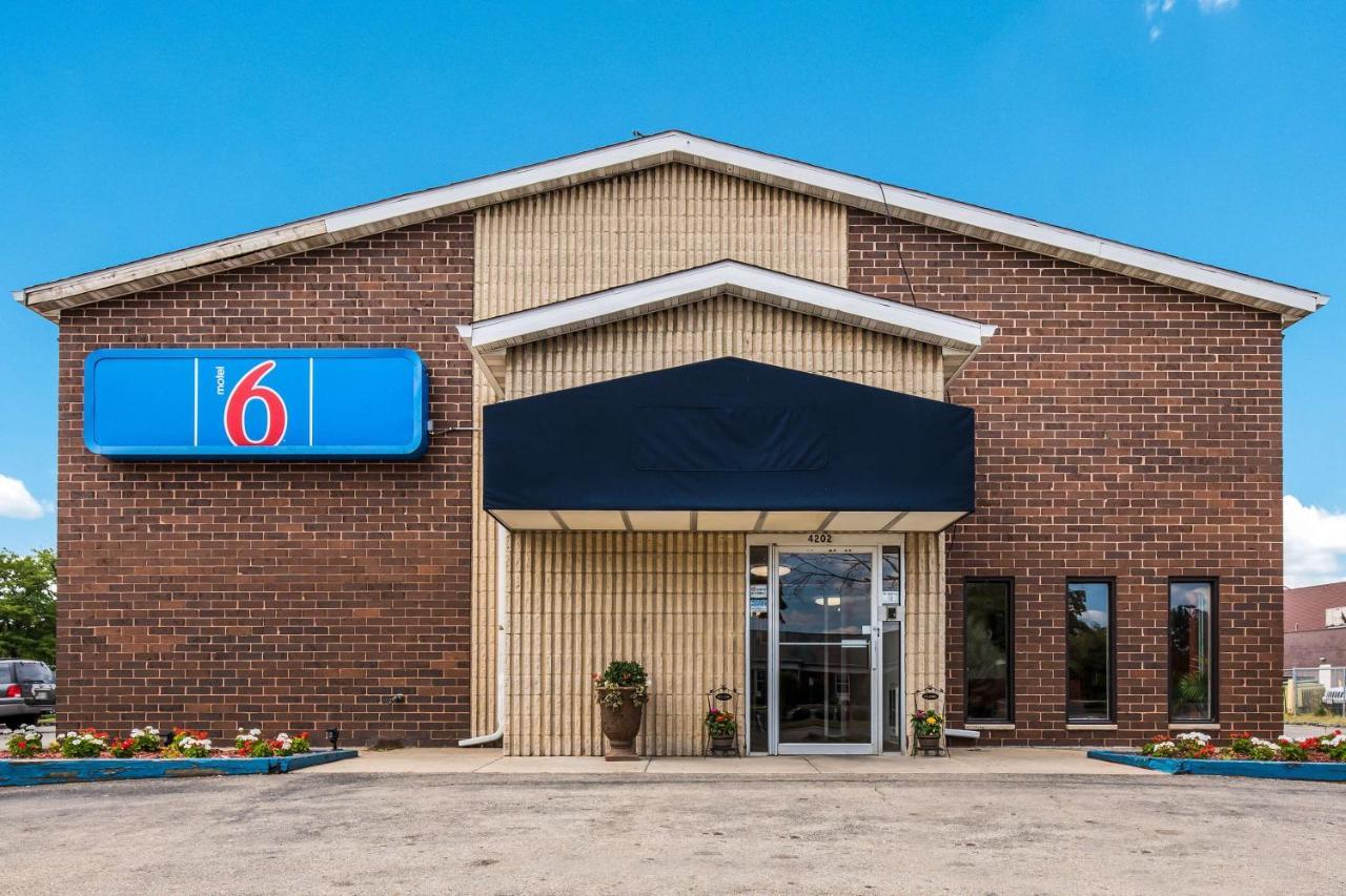 Motel 6-Madison, Wi - East エクステリア 写真