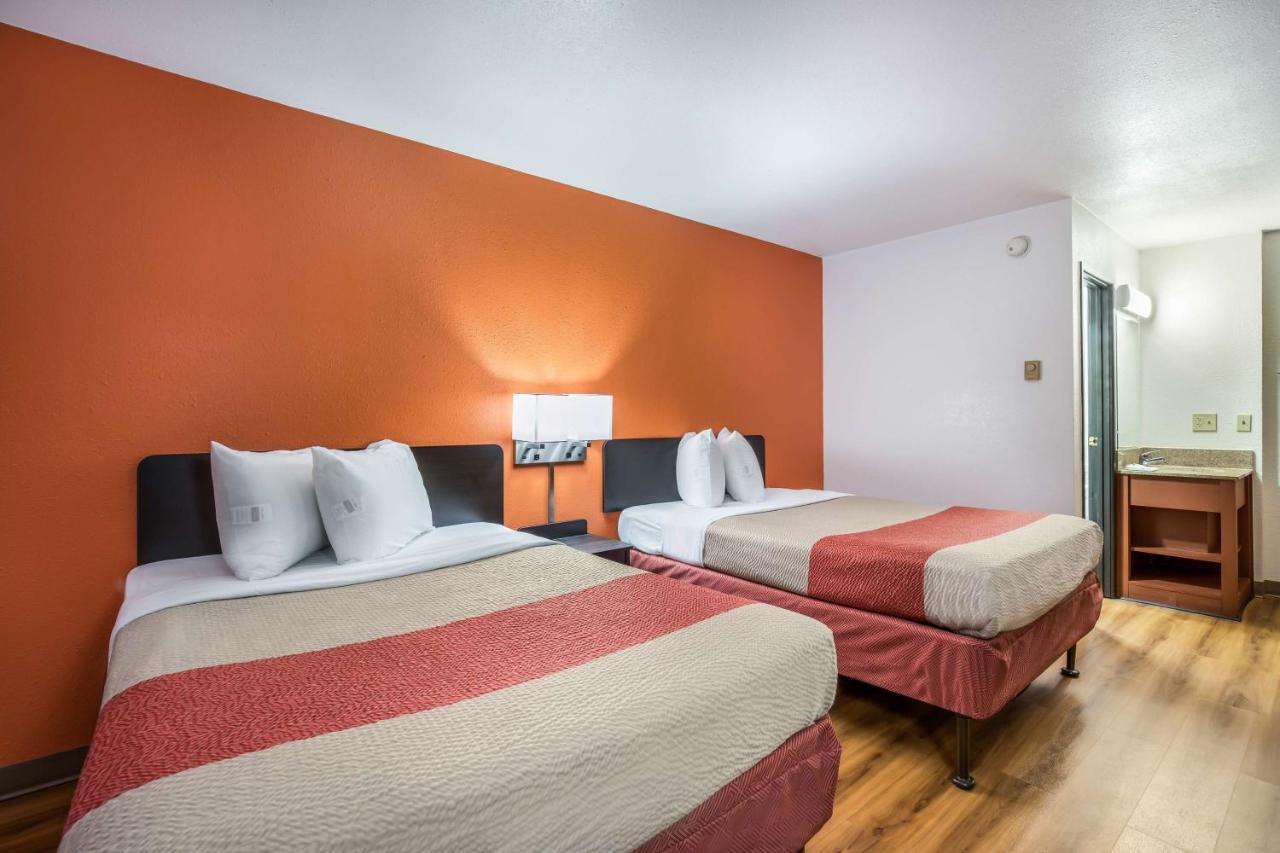 Motel 6-Madison, Wi - East エクステリア 写真