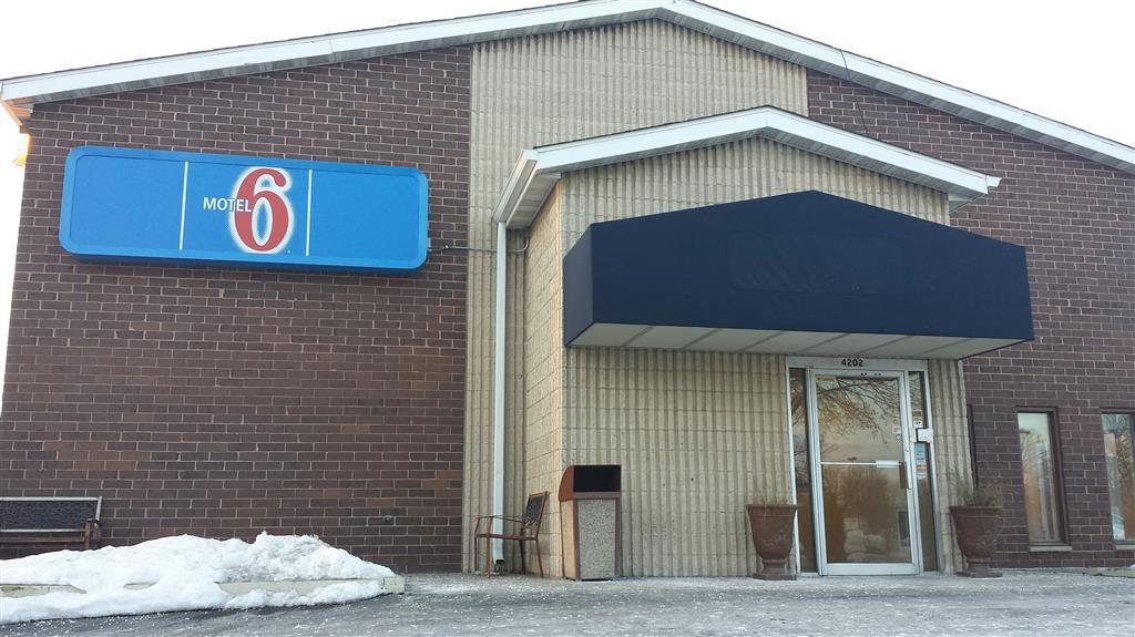 Motel 6-Madison, Wi - East エクステリア 写真